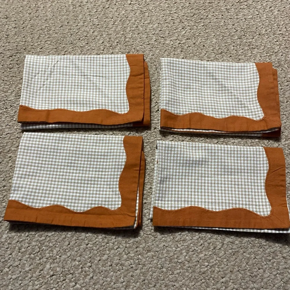 Anthropology cloth 18x18 size napkins burnt orange border , checkered inside NWT